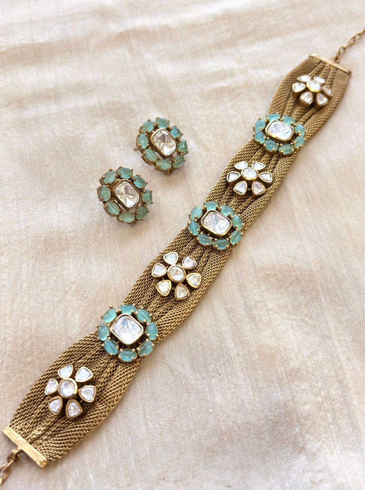 Contemporary Choker Set