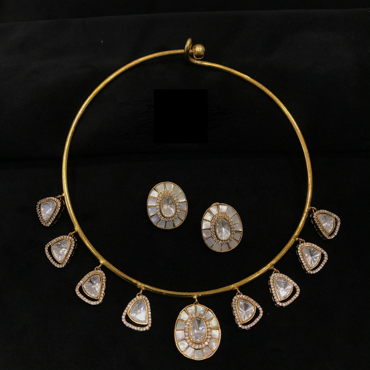 Ziva Necklace Set