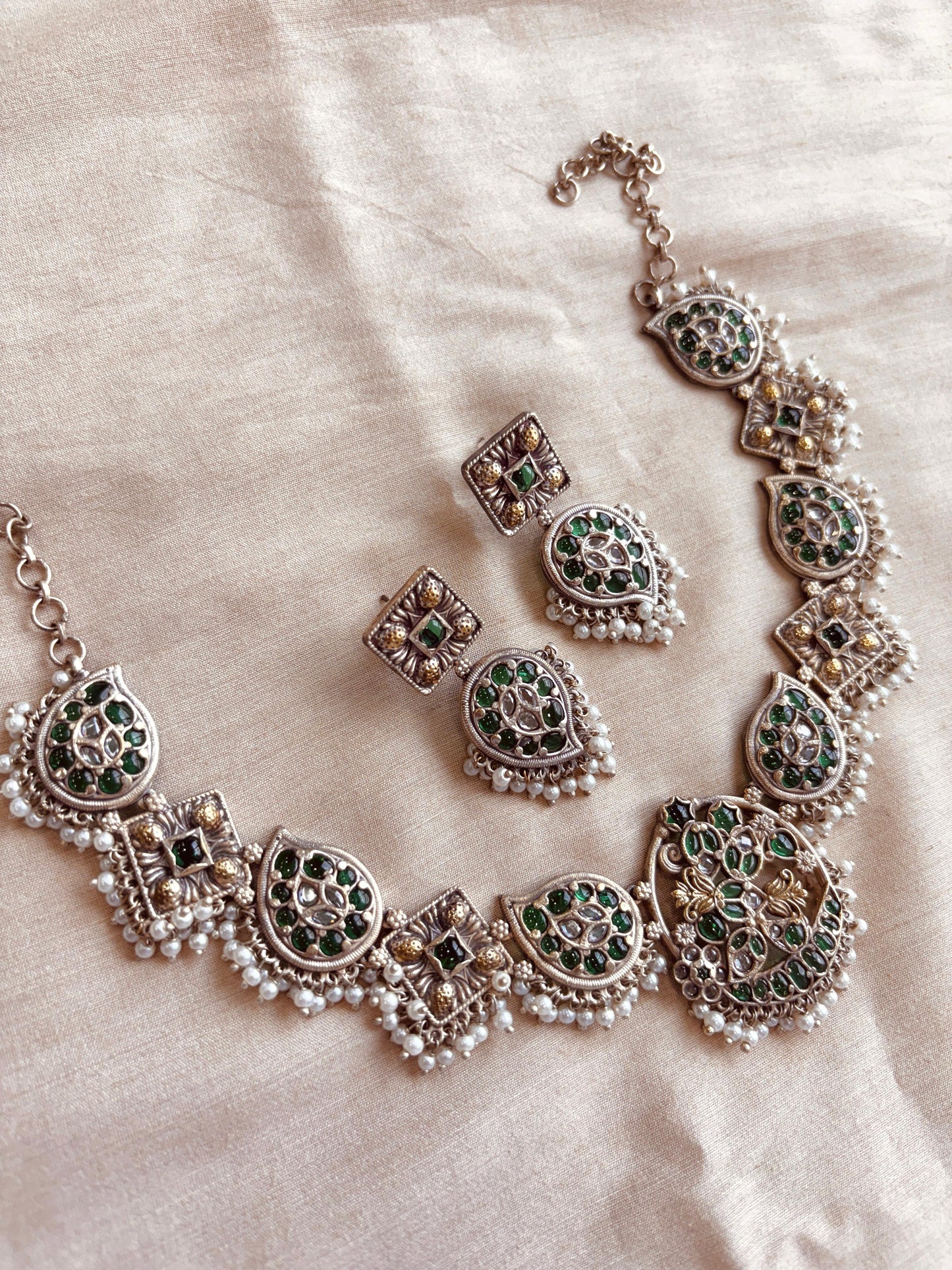 Shailee Necklace Set