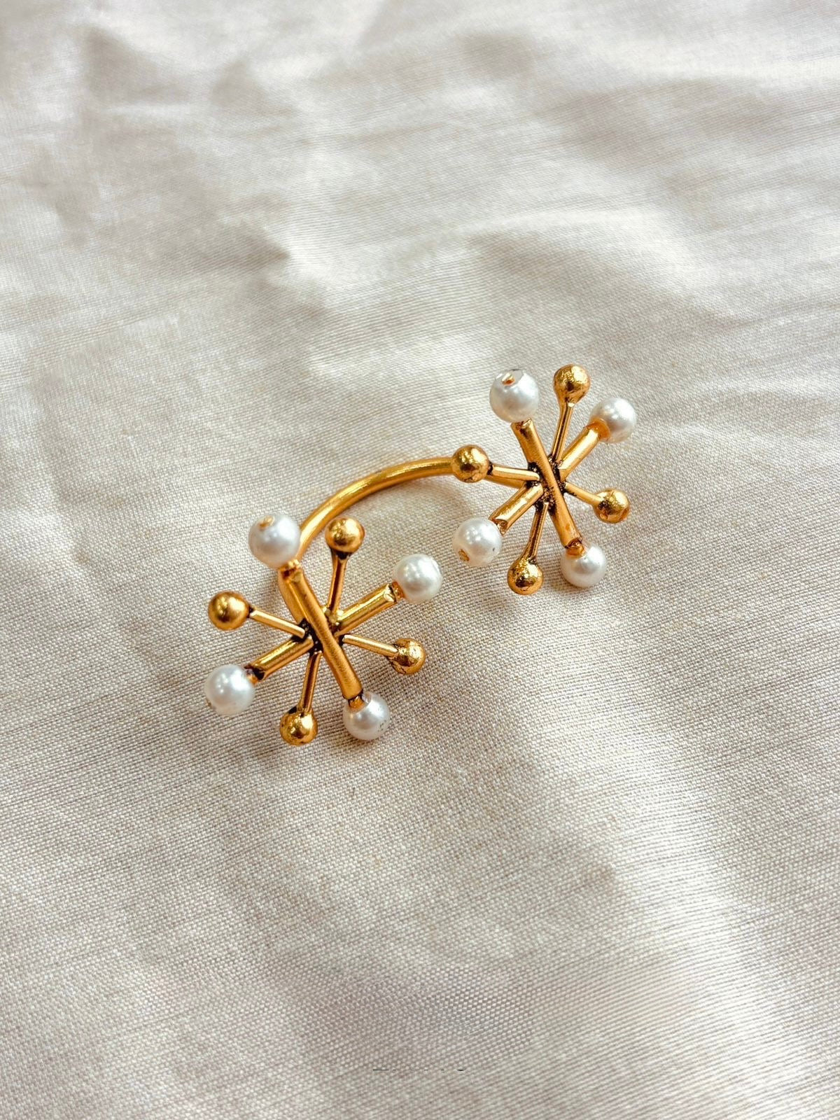 Snowflake ring