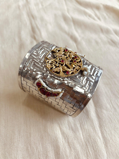 Diksha Cuff Bracelet