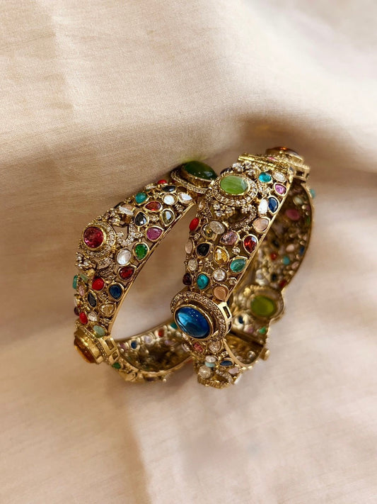 Antique Gold Polish Bangles