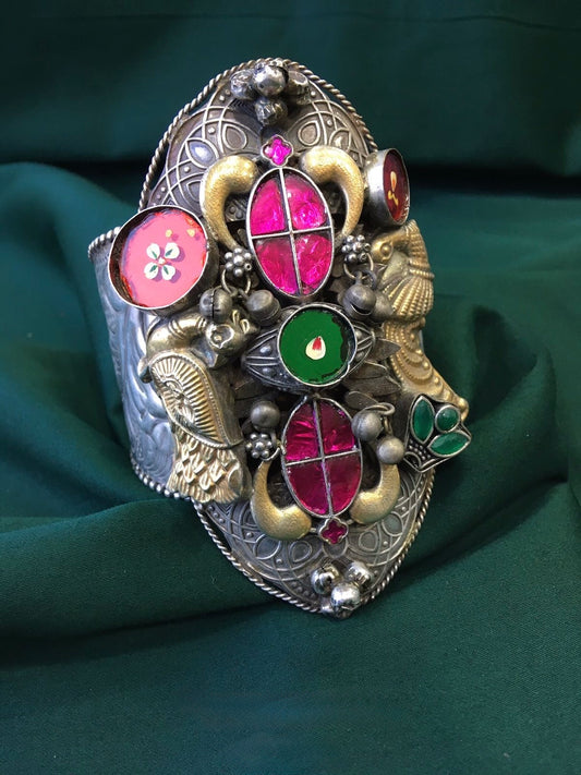 Kinjal Bracelet
