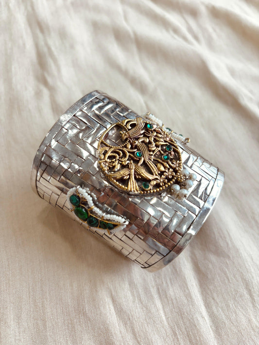 Diksha Cuff Bracelet