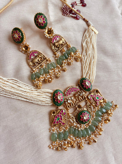 Saumya Necklace Set