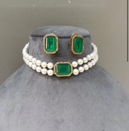 Alia Choker Set