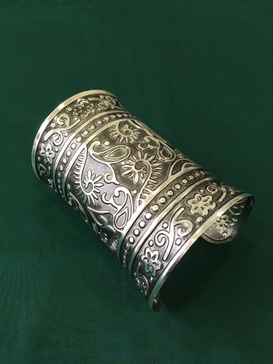 Oxidized Kada - Cuff Bracelet