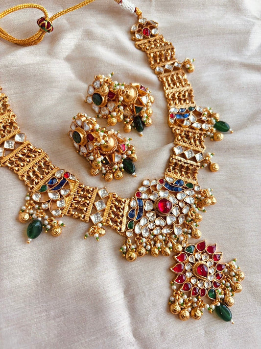 Razia Necklace Set