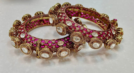 Aarohi Bangles