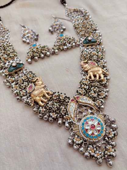Swasti Necklace Set