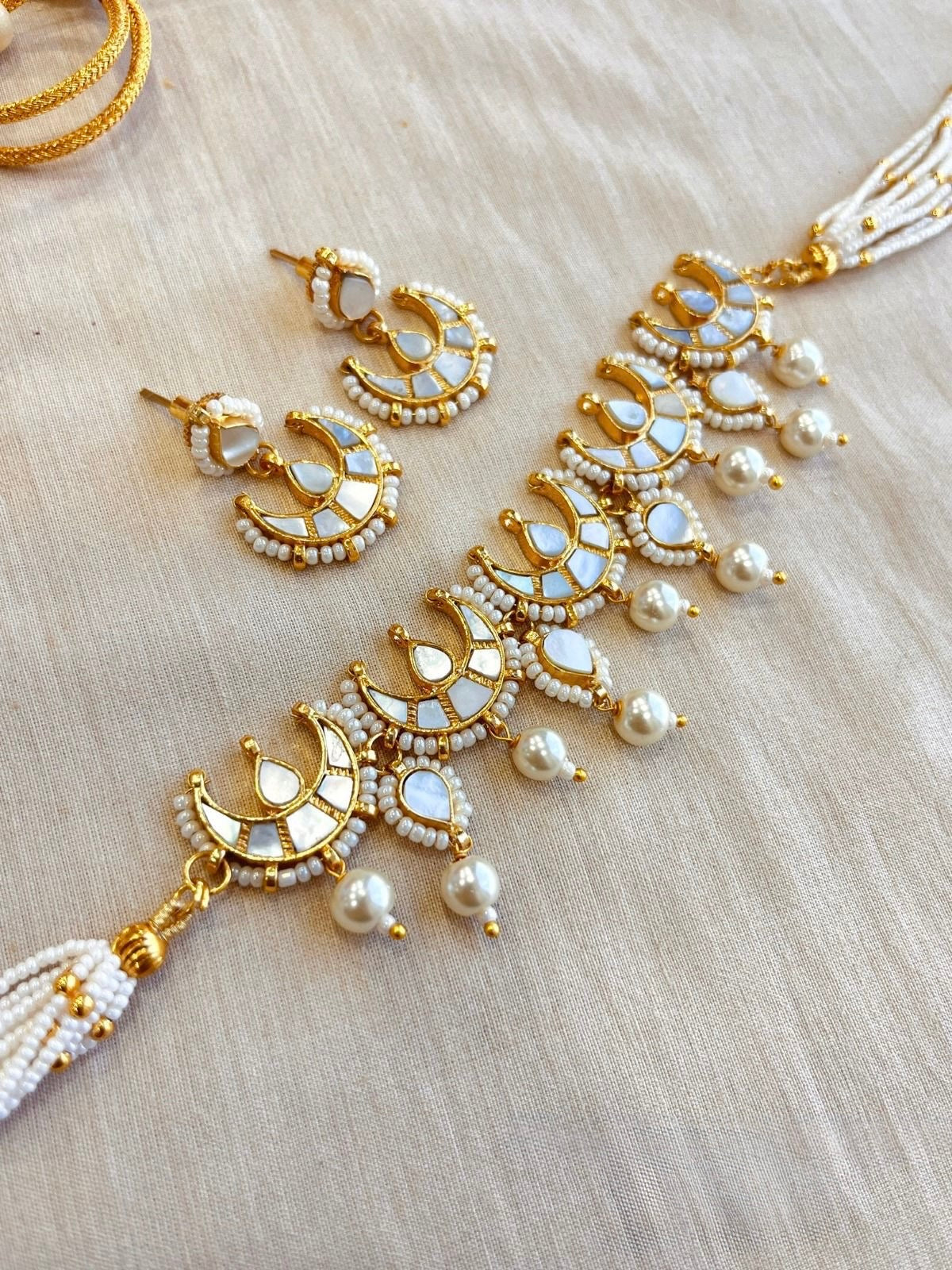 MOP Dainty Choker Set