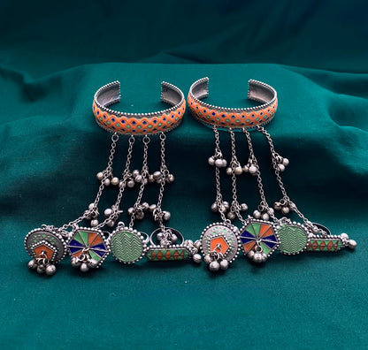 Enameled Haathphool