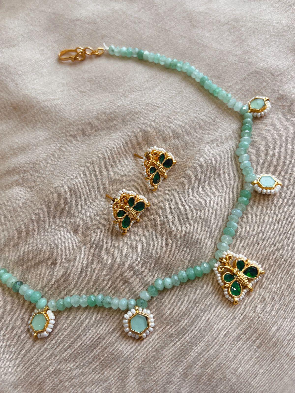 Tia Necklace Set