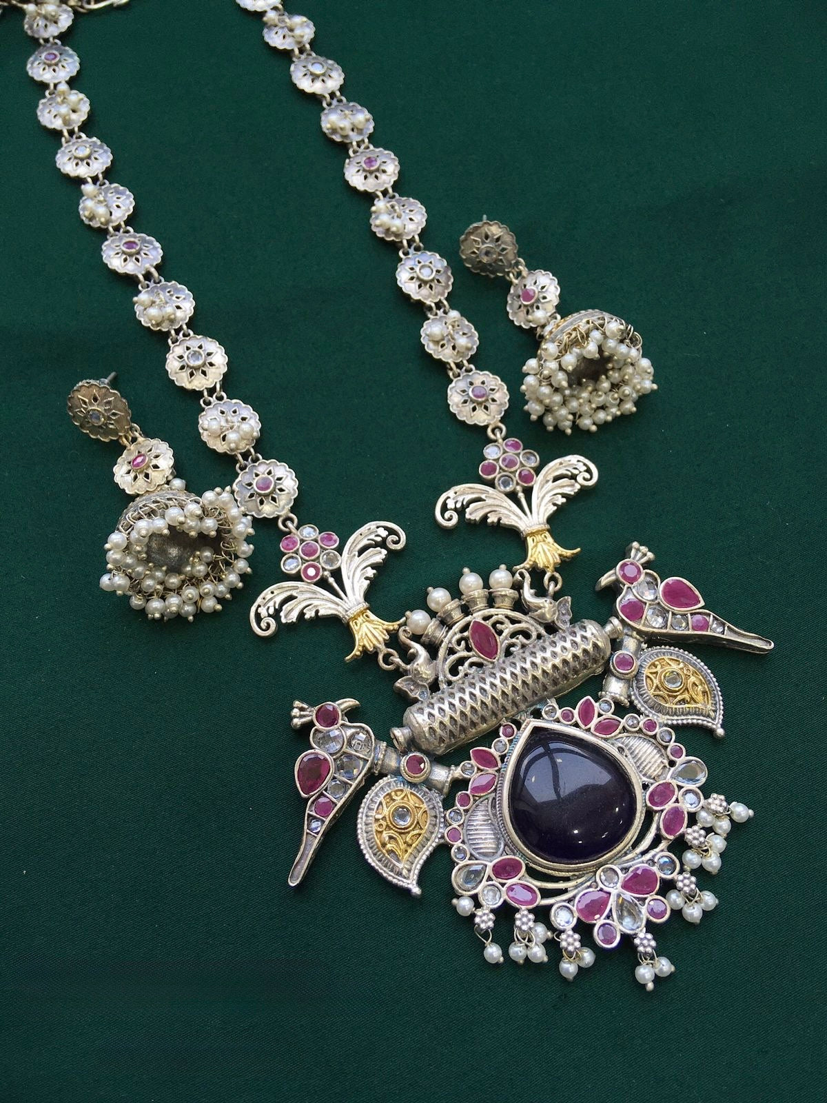 Mruga Necklace Set
