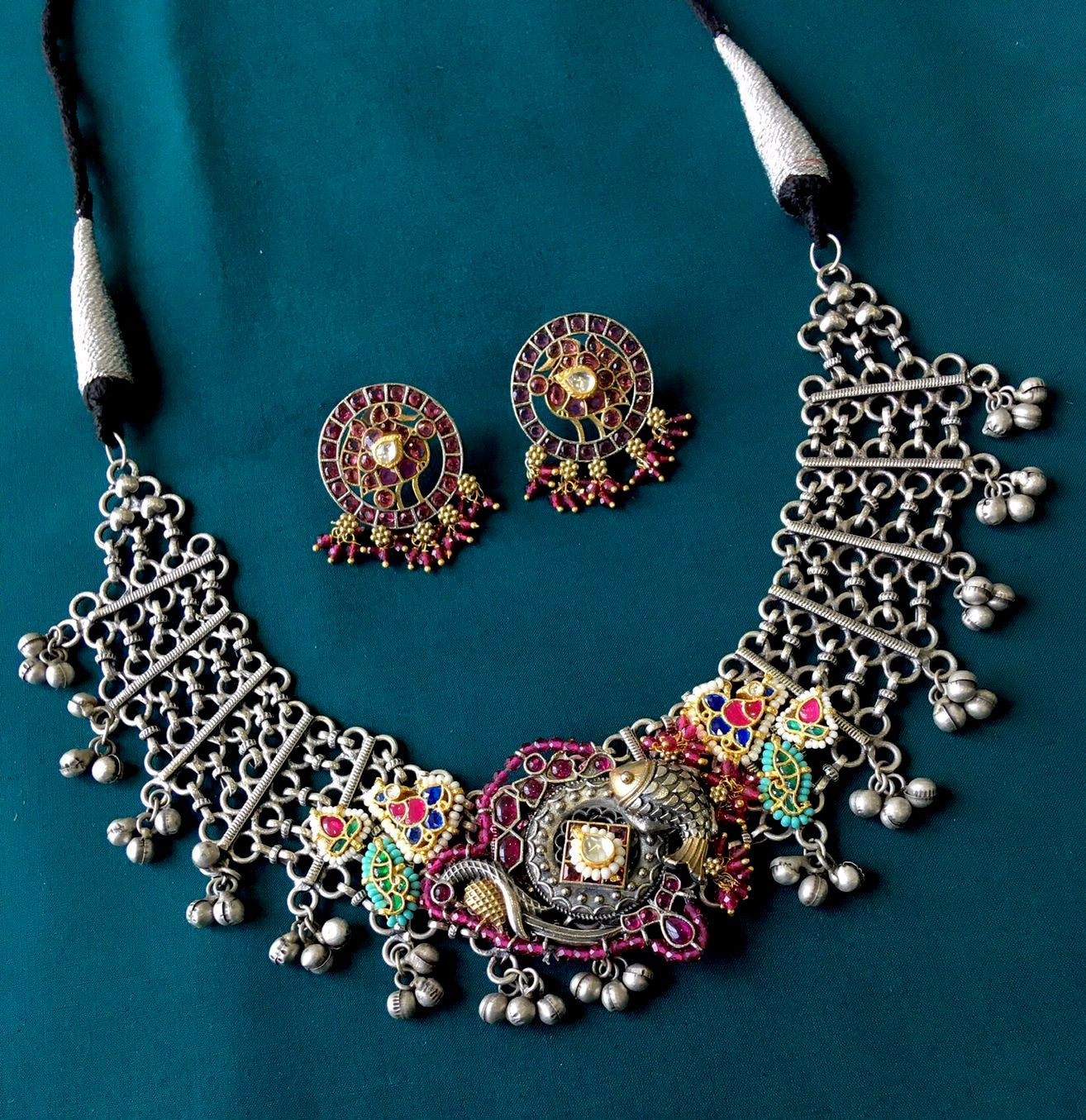 Nagma Necklace Set