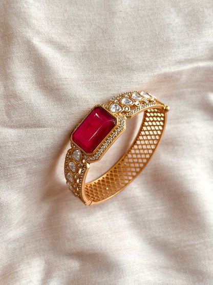 Madhu Bracelet