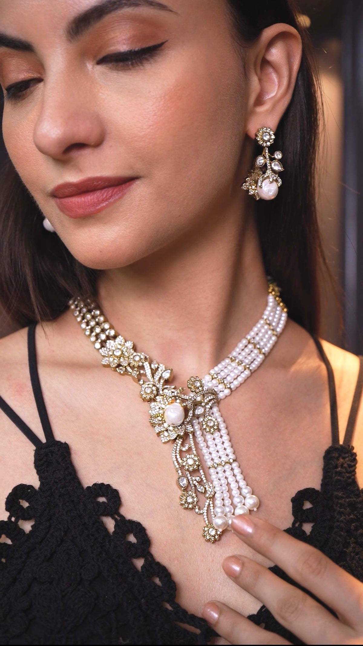 Anayah Necklace Set