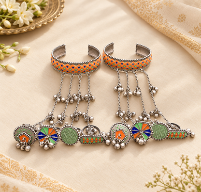 Enameled Haathphool